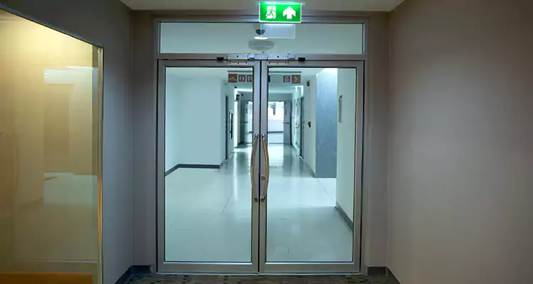 Emergency Glass Door Repair in Sunny Isles Beach, FL