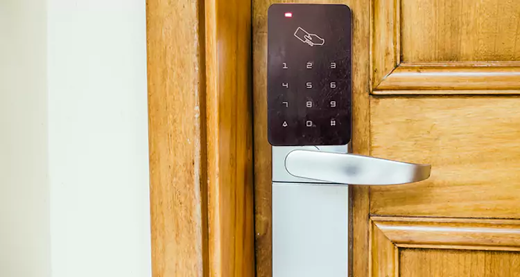 Keyless Hotel Door Locks Repair in Sunny Isles Beach, FL